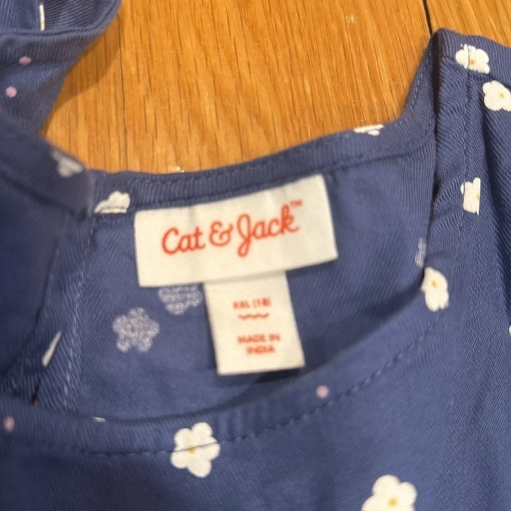 NWT Cat & Jack floral top size xxl(18).